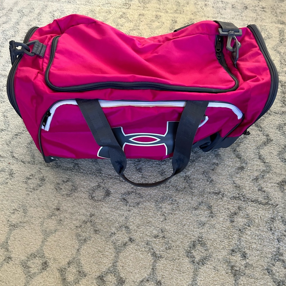 Under armor duffel Very big